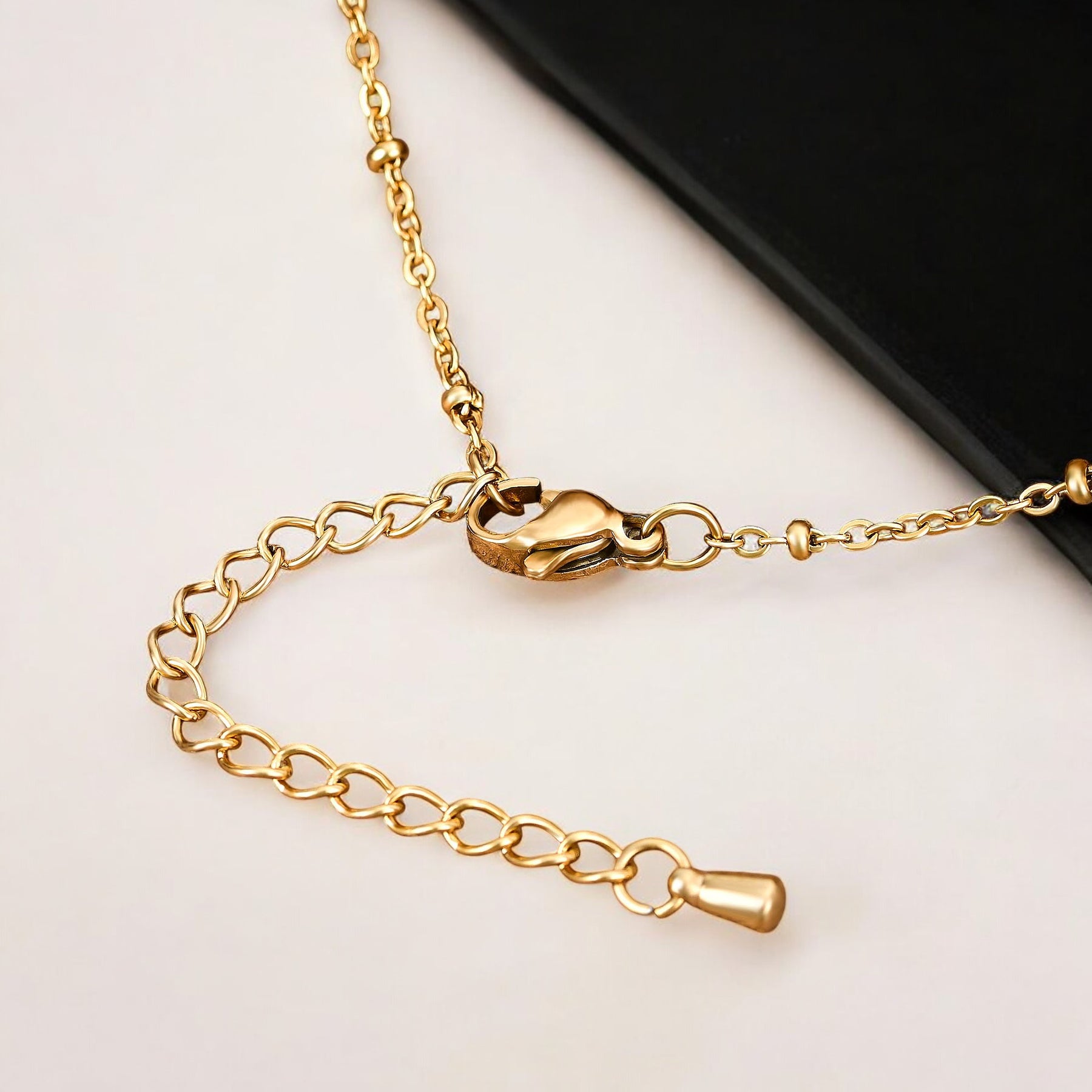 Ruhiger Lotus Fußkettchen