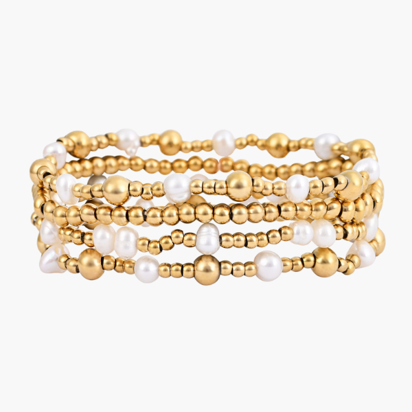 Gold schimmerndes Perlenarmband-Set