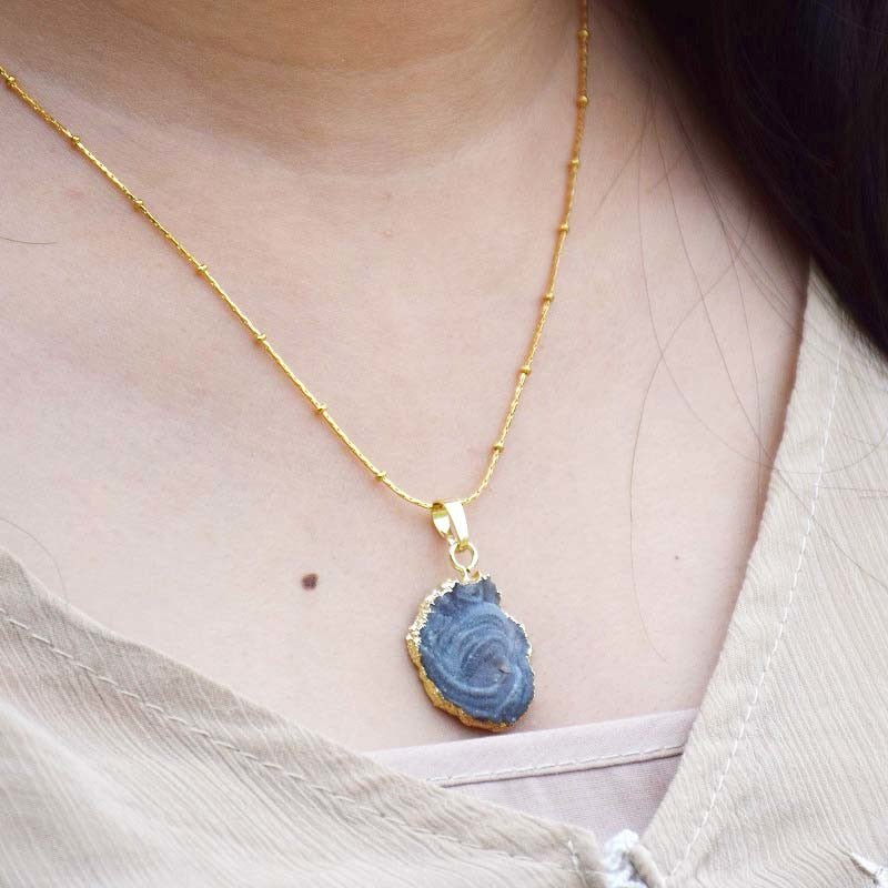 Natural Agate Stone Necklace - Cape Diablo