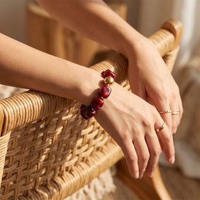 Chunkiges Armband „Scarlet Eclipse“