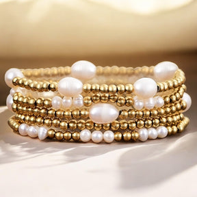 Gold- und Perlenarmband-Set