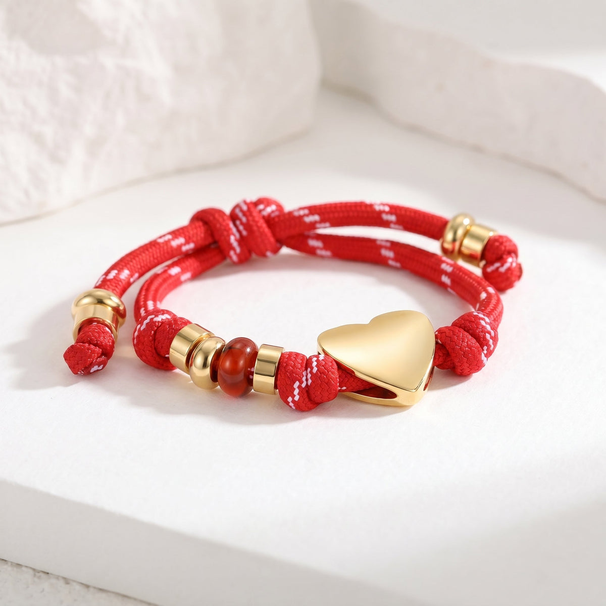 Seilarmband mit Liebesknoten