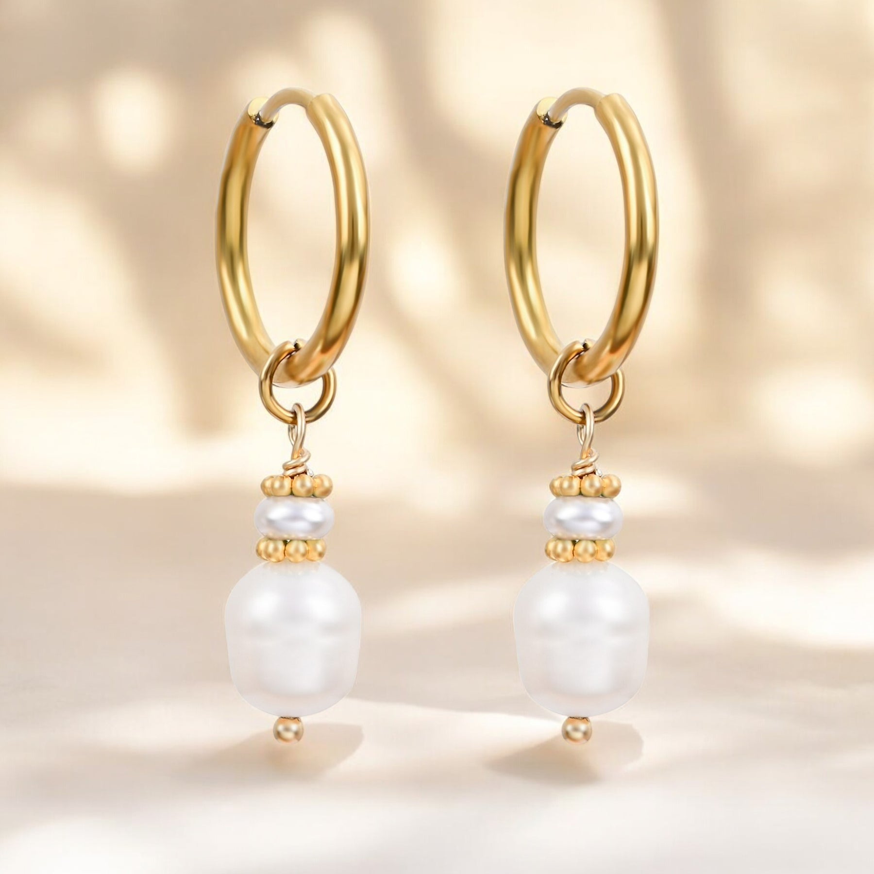Golden Grace Perlen- & Achat-Creolen