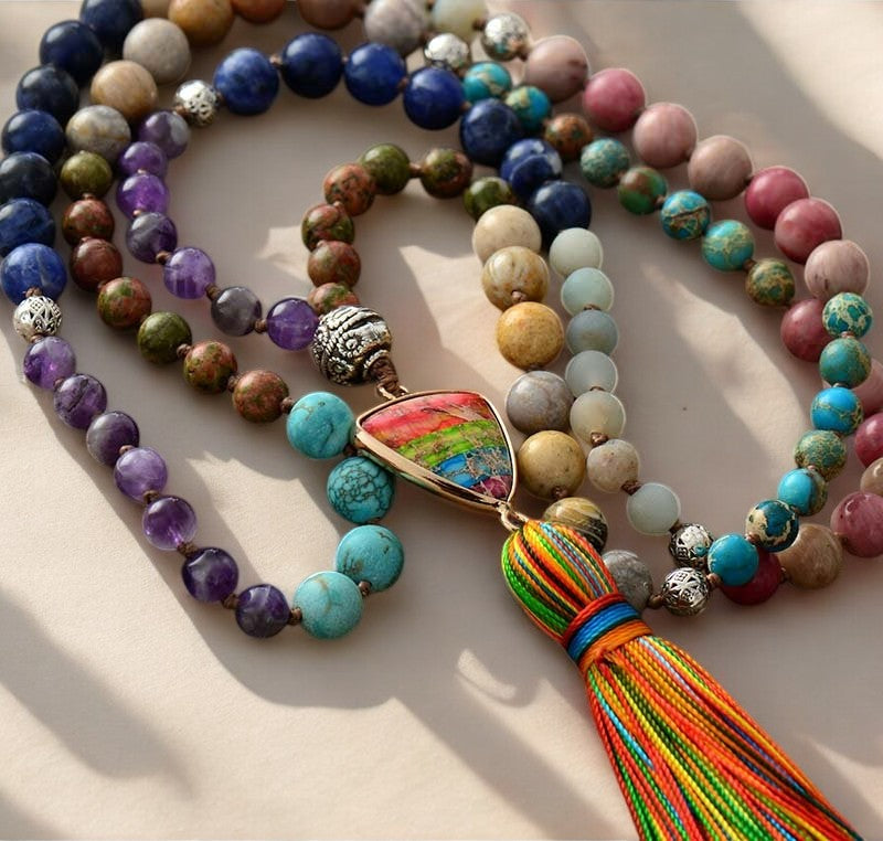 Chakra Charm Quasten-Halskette