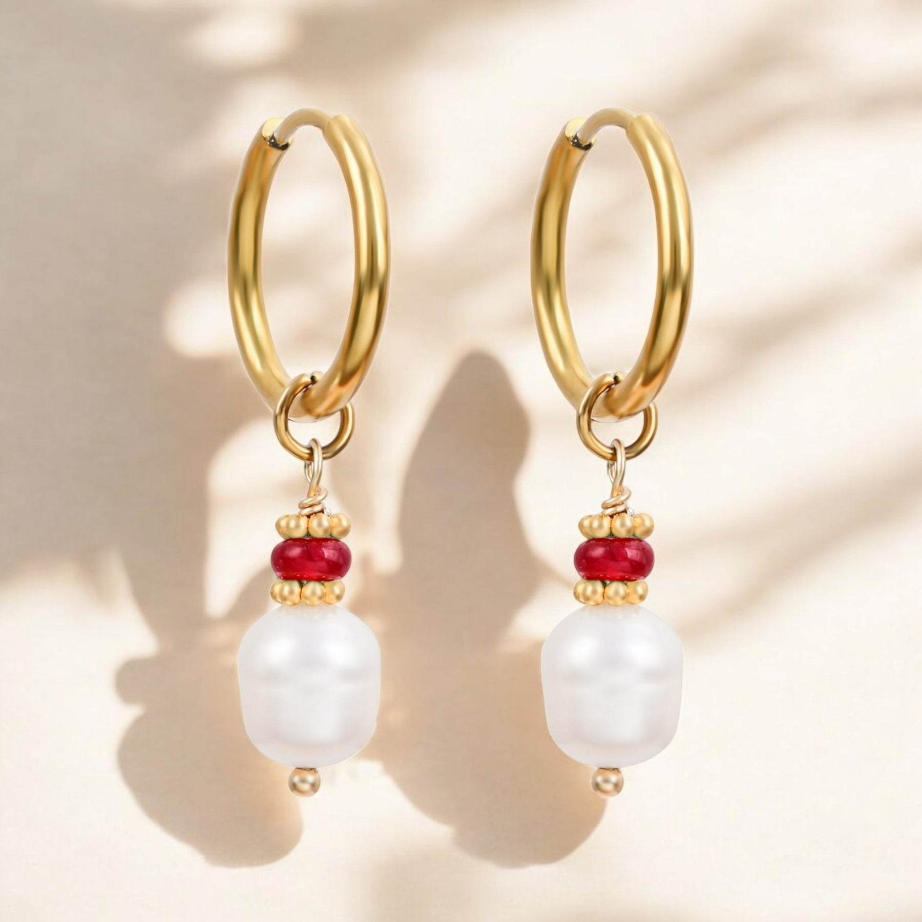 Golden Grace Perlen- & Jade-Achat-Creolen