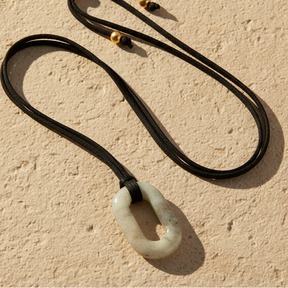 Wildleder Labradorit Gelassenheit Halskette