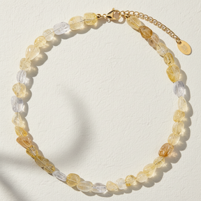 Halskette mit goldenem Citrin-Glanz