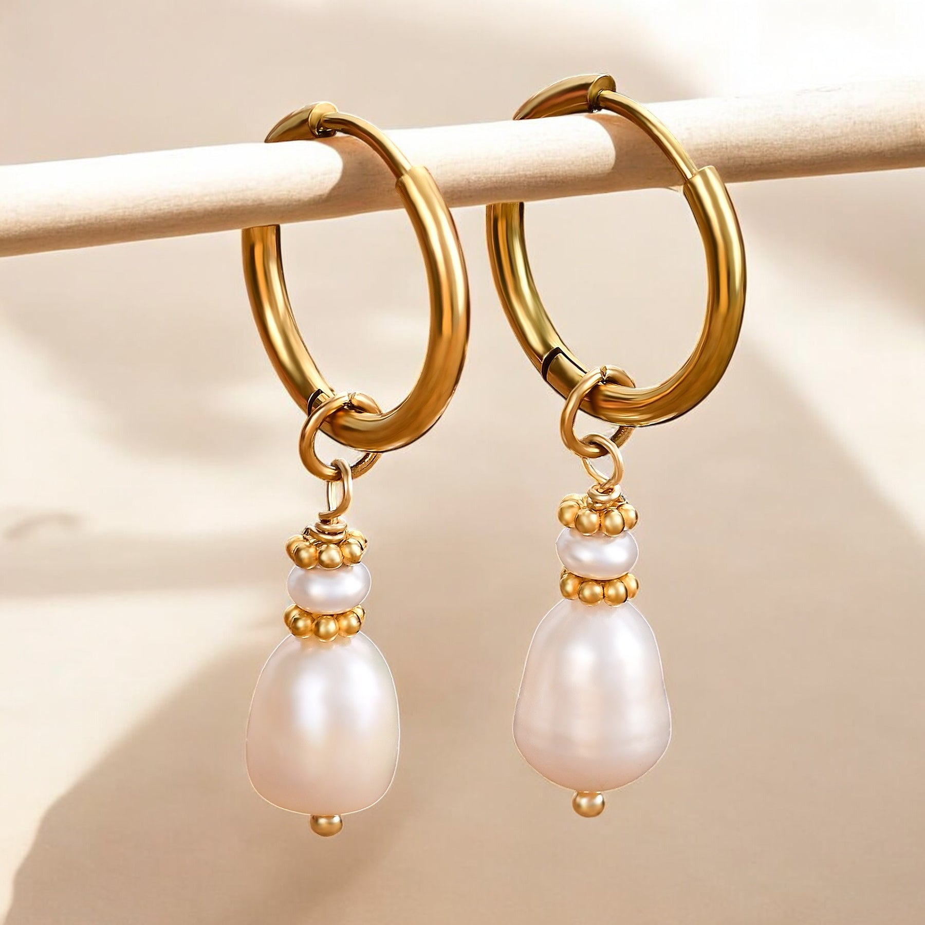 Golden Grace Perlen- & Achat-Creolen
